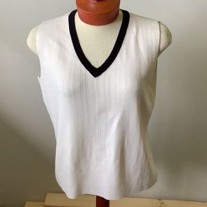 Jones New York collections top